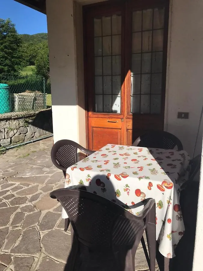 Lägenhet Villa Immersa Nel Verde A Lanzo dʼIntelvi